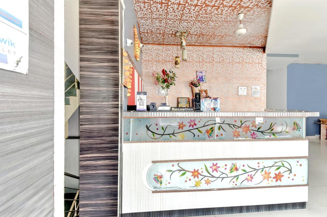 Oyo 61308 Hotel Rw International Hingoli Eksteriør billede